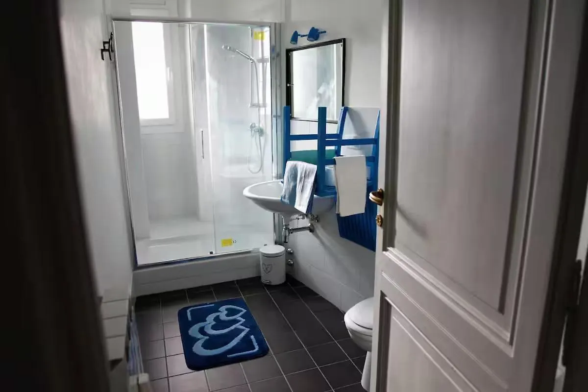 Heartwarming Apartment In Roma - 5 Minutes From Colosseum  Rome